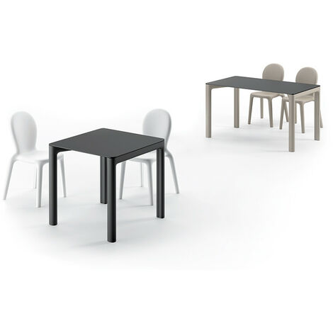 Chloé Chair  Sabbia sedia seduta impilabile in polietilene colorata originale Plust di design bar ristoranti hotel giardino terraza veranda casa