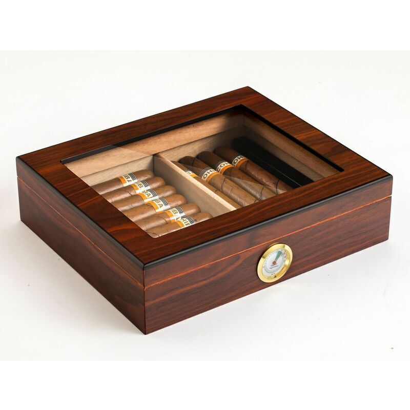 Image of Cigar humidor, cedar tabletop box with&hellip;