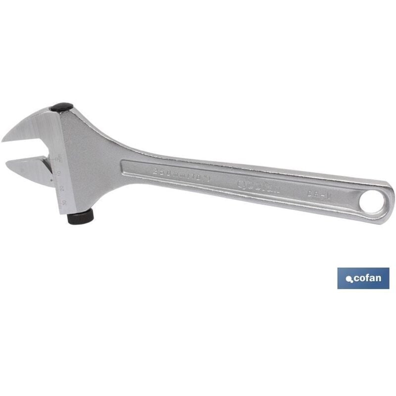 Clé à molette latérale moletée 8