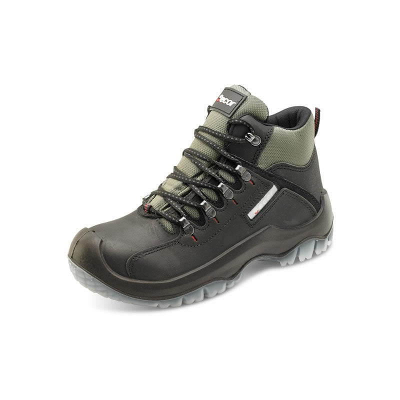 Beeswift traxion boot black 06