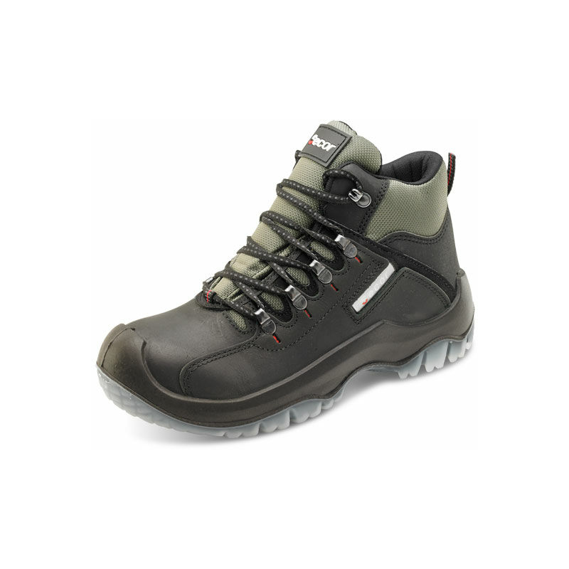 Beeswift traxion boot black 07