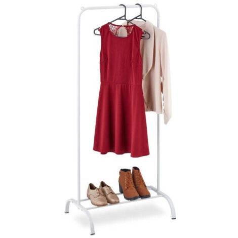 Clothes rack with shelf