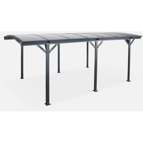 Cochera con techo de aluminio y policarbonato de 15m²