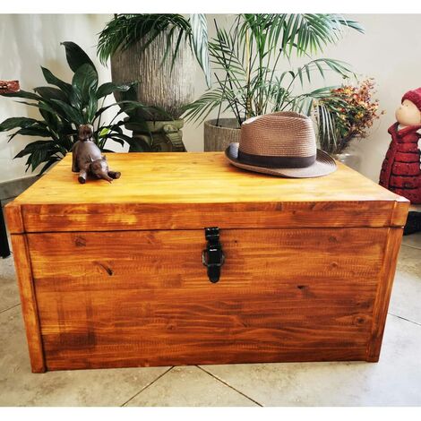 Coffre en bois de pin teinté teck fait main – Dimensions 45x35.5x71 cm – Poignées en métal – Rangement décoratif intérieur