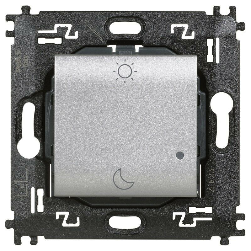 

Comando general dia/noche inalambrico NT4574CW serie Livinglight with Netatmo color Tech - Bticino