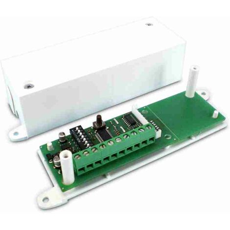 Concentrador de 4 entradas cableadas con conector para 4 salidas electrónicas