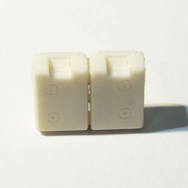 

Barcelona Led - Conector para tiras LED 12V RGB directo sin cable