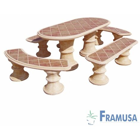 CONJUNTO COMEDOR PIEDRA OVALADO JARDIN SAUCE TOSTADO CON AZULEJOS OCRE