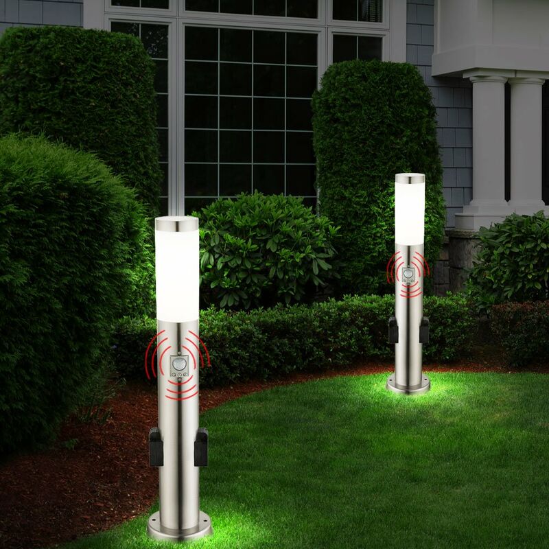 

Juego de 2 lámparas de pie enchufes de iluminación exterior de acero inoxidable detectores de movimiento lámparas de pie de jardín