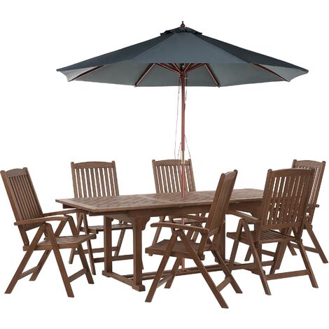 Conjunto de jardín rústico 6 plazas mesa extensible sillas reclinables madera acacia oscura con sombrilla gris Amantea