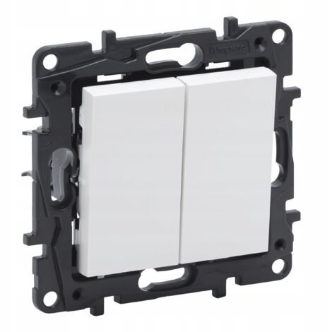 Connettore universale Niloe Step White Module, 2 fascette a molla, codice 863108