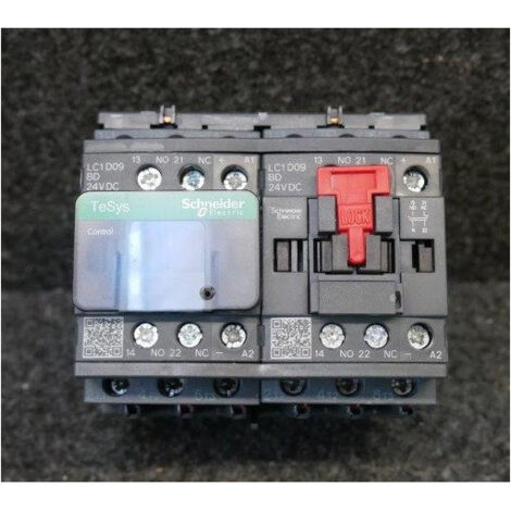 Contacteur inverseur 3P 3F 9A AC-3 440V bobine 24Vcc contacts auxiliaires 1F+1O avec antiparasite TeSys LC2D SCHNEIDER