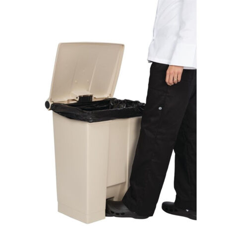 Conteneur à Pédale Step-On Beige - 68L - Rubbermaid
