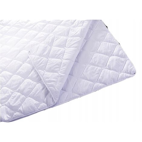 Couette double Easy Sleep 4 SEASONS 135 x 200 cm. POLOGNE