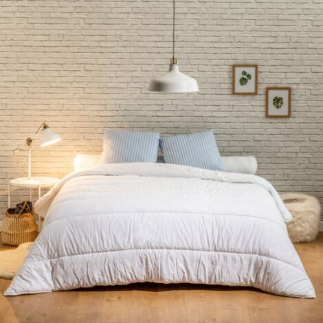 Couette légère Anti-acariens Eté - 240x260cm