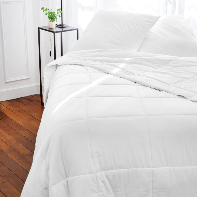 Linnea - Couette naturelle silkydor soie Mulberry Léger (été) 140x200 cm