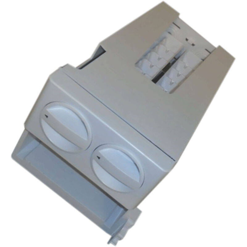 Couple twist ice maker