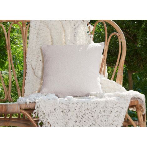 Coussin carré 45x45 cm en tissu effet peau de mouton beige EDEN
