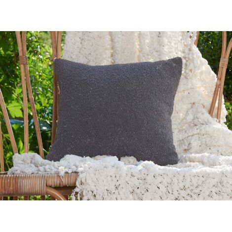 Coussin carré 45x45 cm en tissu effet peau de mouton gris foncé