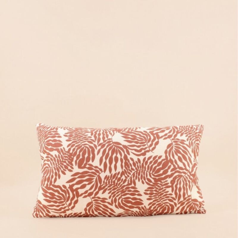 Coussin extérieur motif floral terracotta 30x50cm