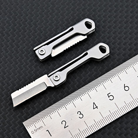 Couteau pliant miniature à tête carrée en acier inoxydable, tranchant et portable, idéal pour déballer des colis, comme porte-clés ou petit couteau de poche.