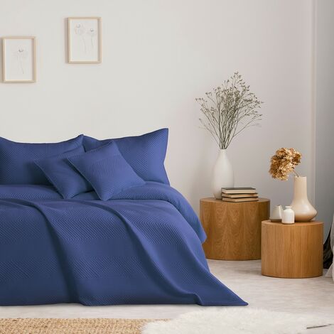 Couvre-lit bleu foncé