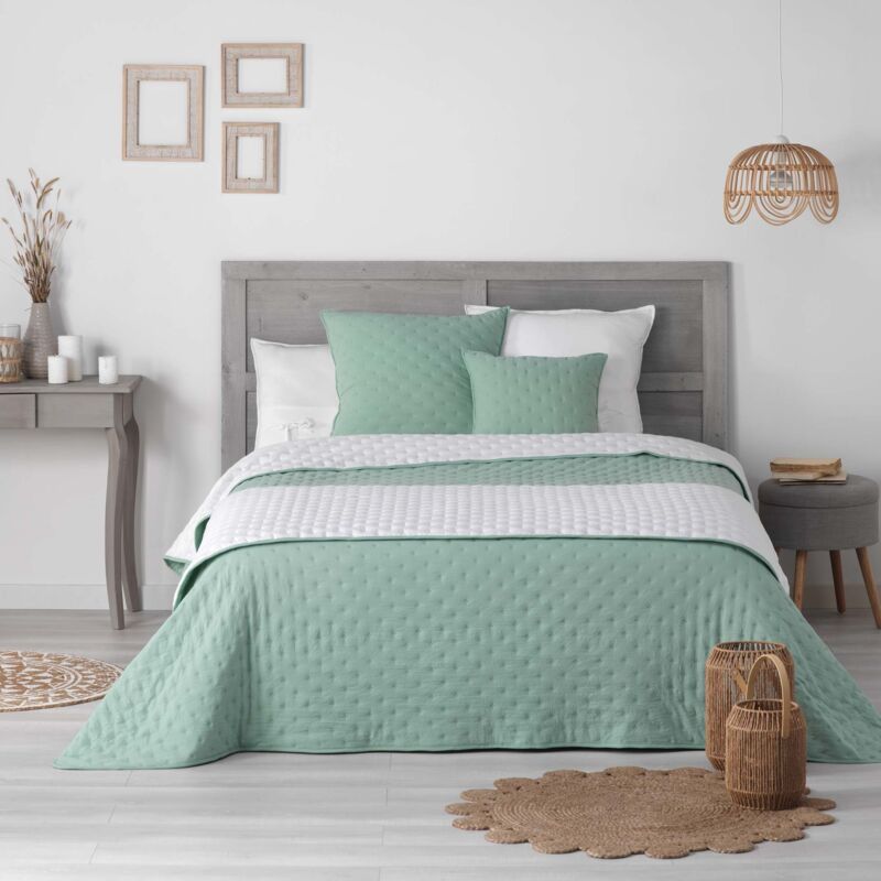 Couvre-lit microfibre matelassé Mellow chic menthe et blanc 260x240 cm