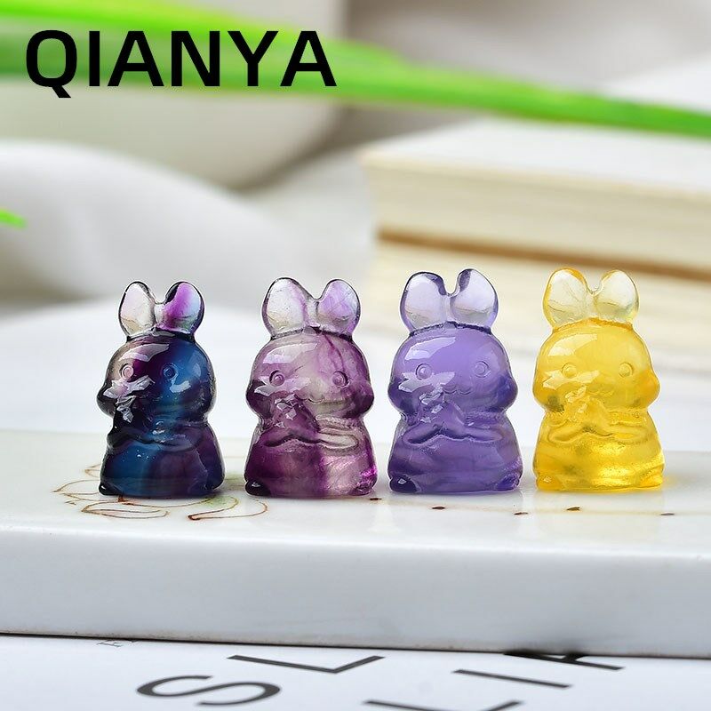 Cristalli di gemme di Fluorite colorata naturale