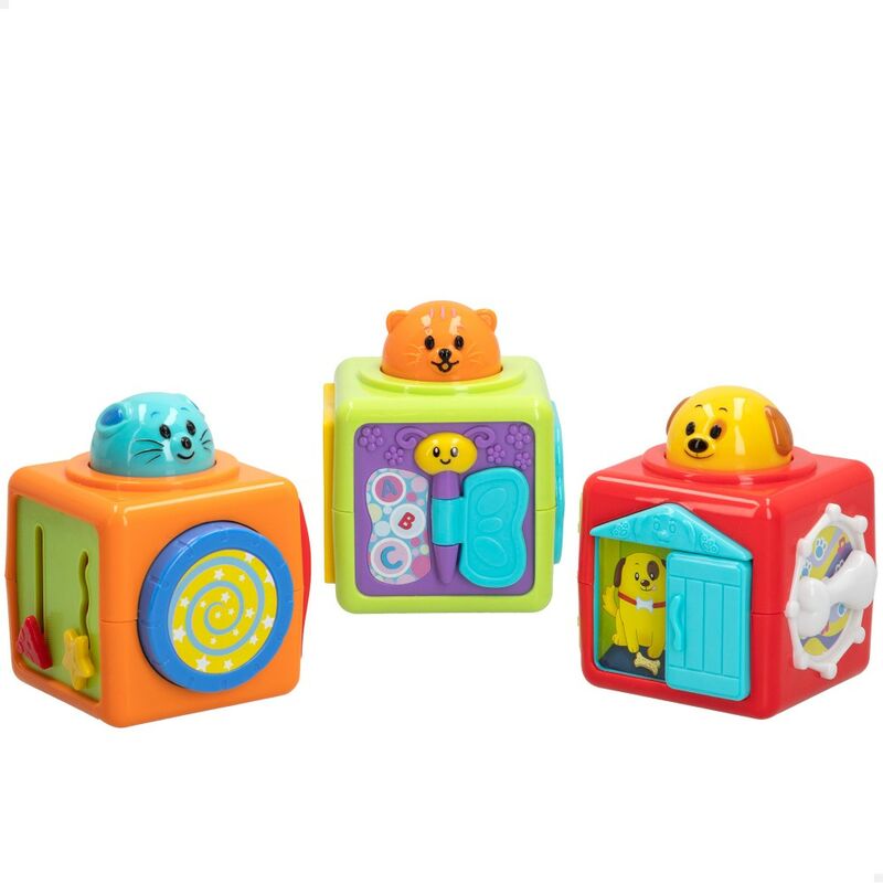 

3 cubos apilables con actividades
