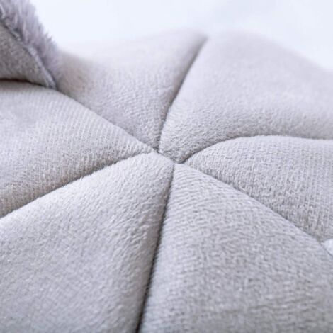 Cuccia riscaldata rimovibile per l'inverno