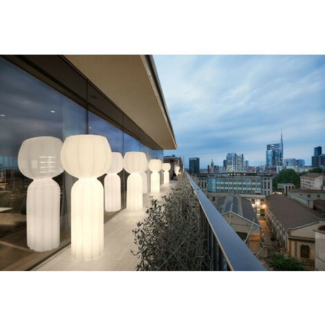 Cucun  Bianco - Luce caldaLampada da terra in polietilene per interni ed esterni originale Slide made in Italy bar ristorante piscina hotel