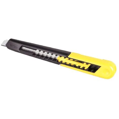 Cutter "SM9" con bloccalama a dentatura obliqua e con lama a spezzare a 12 elementi