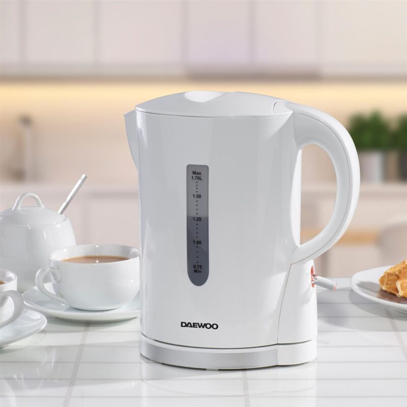 Daewoo - White 1.7L Plastic Kettle With Chrome Band