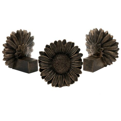 Daisy Plant Pot Feet - Set of 3 - L7 x W8 x H8 cm