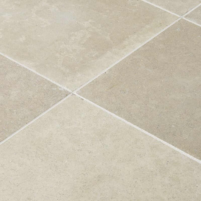 Capri - Dallage Calcaire Beige Silvana 60x60cm - Vendu par lot de 1.08 m²