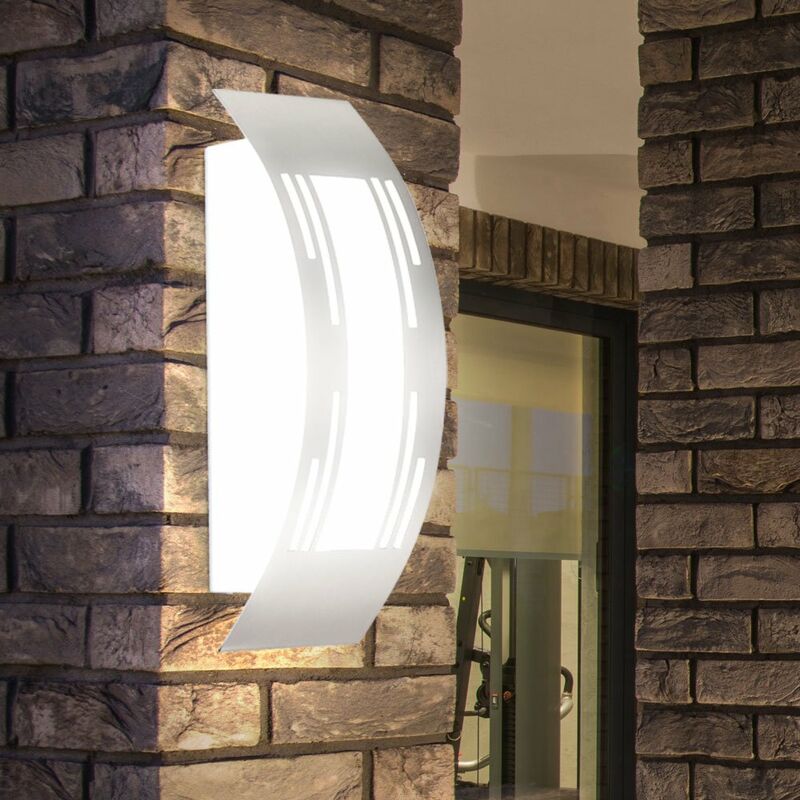 

Aplique tradicional LED de 7 vatios de acero inoxidable pulido con perforaciones decorativas