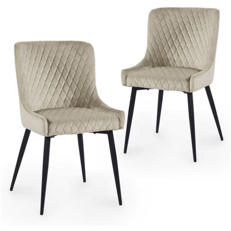 Deco In Paris – Lot de 2 chaises en velours beige capitonné – Pieds métal noir – Hauteur 86 cm – Largeur 51 cm – Confort optimal pour salon et chambre