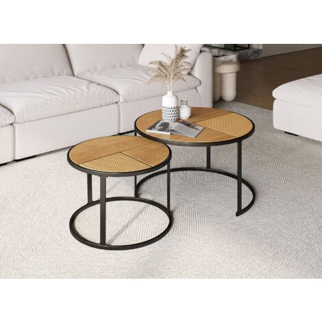 Deco In Paris – Lot de 2 tables basses gigognes rondes en bois MDF imitation rotin – Diamètre 70/50 cm – Pieds en métal noir – Pour petits espaces