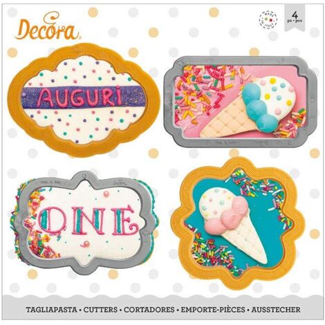 Decora 0255088 Set 4 Tagliapasta Cornici Mini In Plastica, Il Kit Ideale per Creare Decorazioni in Pasta di Zucchero o di Gomma, Made in Italy, Design originale. Confezione da 4 pezzi.