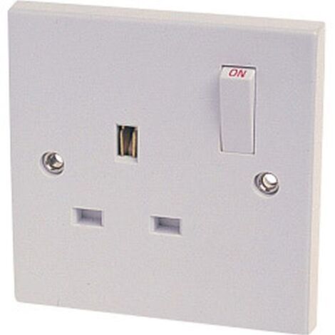 Dencon Switched Socket 1-Gang 13A - White Moulded Plastic