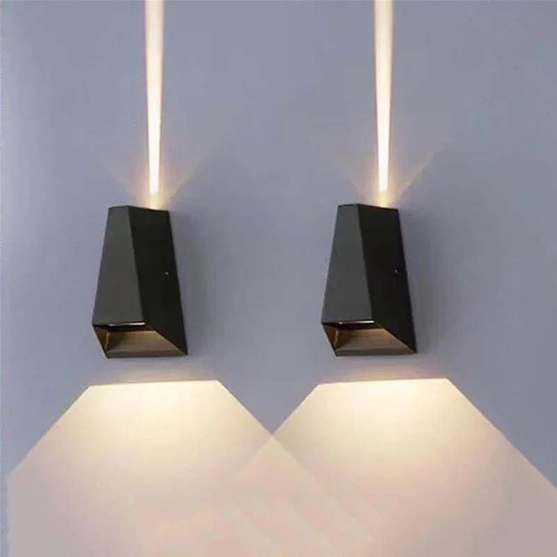 2Stk LED Wandleuchten Wasserdicht Doppelkopf, Modernes Design für Fassade Flur Schlafzimmer Terrasse Balkon Hotel Innen und Außenbeleuchtung