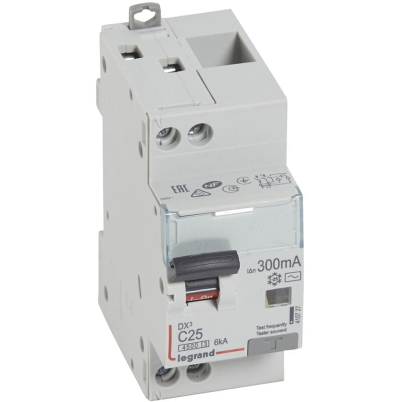 Disjoncteur différentiel DX³4500 arrivée haute et départ bas à vis u+n 230V 25A type ac 300mA courbe c 2 modules Legrand 410727