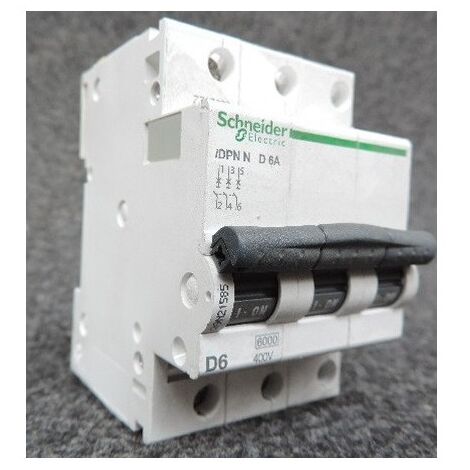 Disjoncteur 3P 6A courbe D 6kA Prodis DT40 SCHNEIDER A9N21585