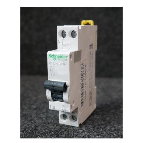 Disjoncteur 6A 1P+N courbe D 6kA 4kV bornes à vis pour rail DIN DT40N ProDis SCHNEIDER