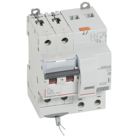 Disjoncteur différentiel monobloc DX6000 10kA arrivée haute et départ bas à vis 2P 230V à 400V 25A typeAC 300mA (411174)