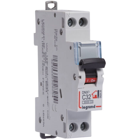Disjoncteur dnx type c unipolaire + neutre 230 v coupure 3000 a 32A