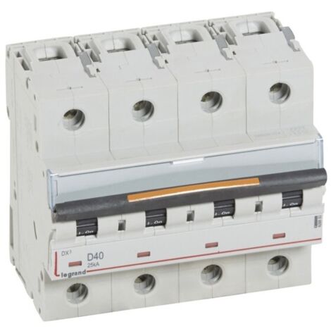 Disjoncteur DX³ 25kA arrivée haute et départ bas à vis 4 Pôles 400V 40A courbe D 6 modules LEGRAND 409850