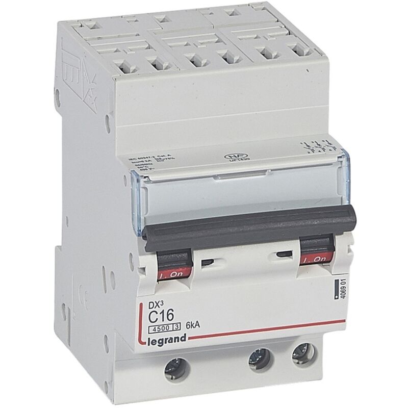 Disjoncteur DX³4500 6kA sortie basse par bornes à vis tripolaire 400V 16A courbe c 3 modules Legrand 406901