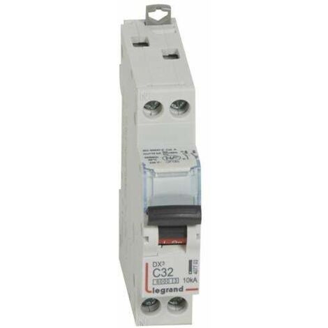 Disjoncteur DX³6000 10kA arrivée haute et départ bas à vis U+N 230V - 32A - courbe C - 1 module - LEGRAND