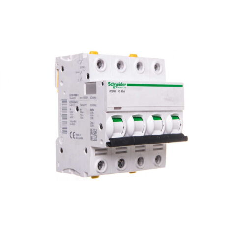 Disyuntor 4P C 40A 10kA CA iC60HC404 A9F07440